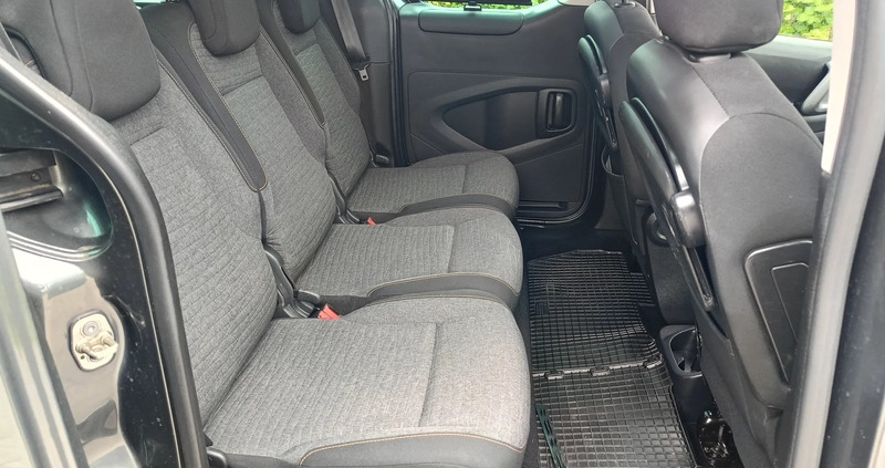 Citroen Berlingo cena 41600 przebieg: 198000, rok produkcji 2017 z Pogorzela małe 326